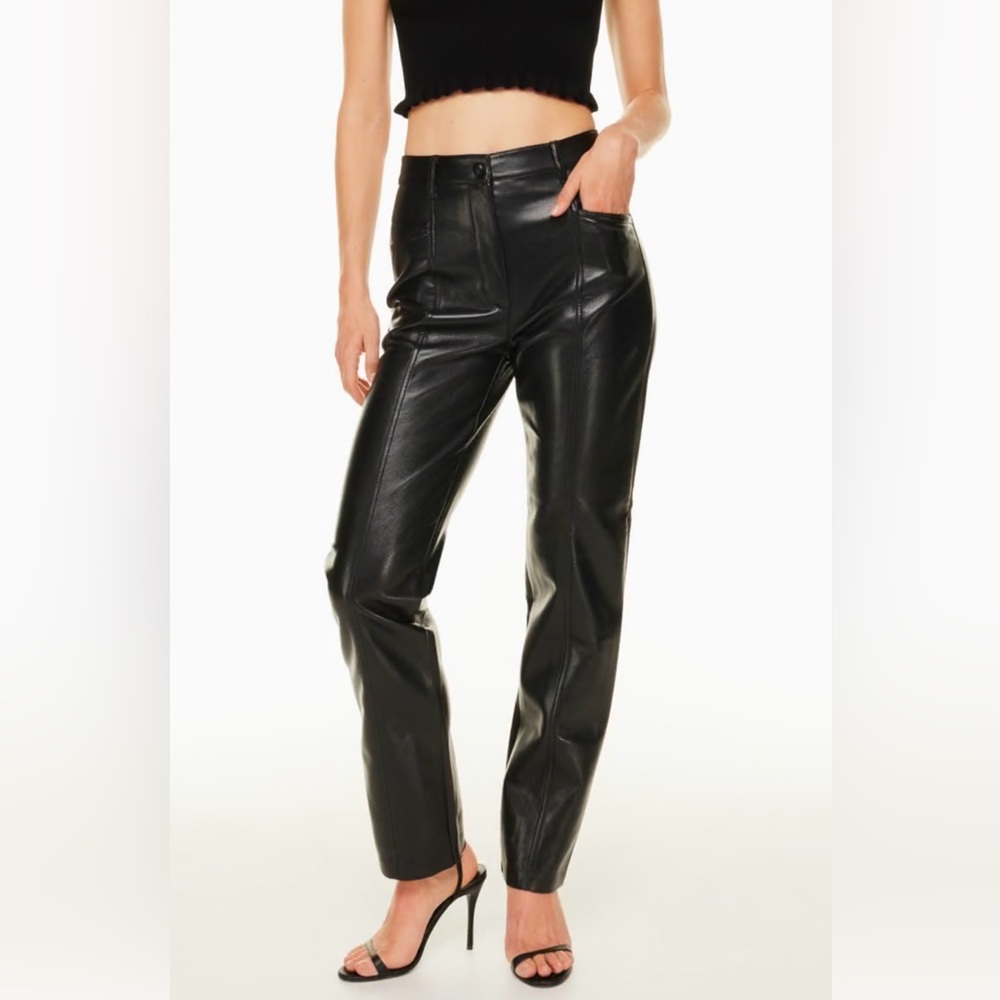 Aritzia Black Rebel Pant Sz4 ❤️🥰😘